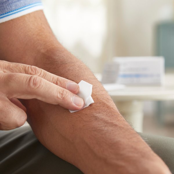 McKesson Adhesive Remover Wipes, 50 ct.