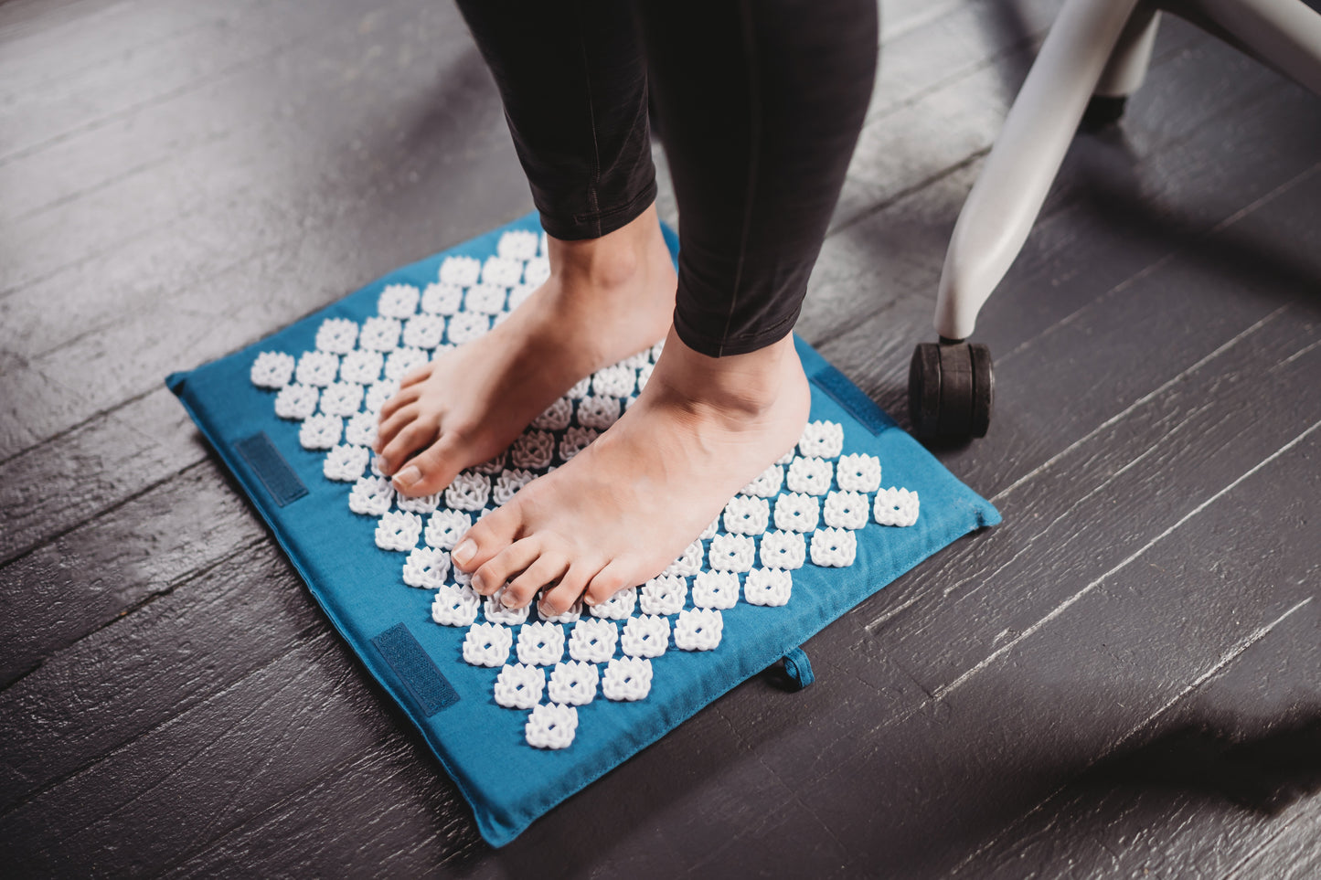 Kanjo Acupressure Memory Foam Foot Mat, Sapphire