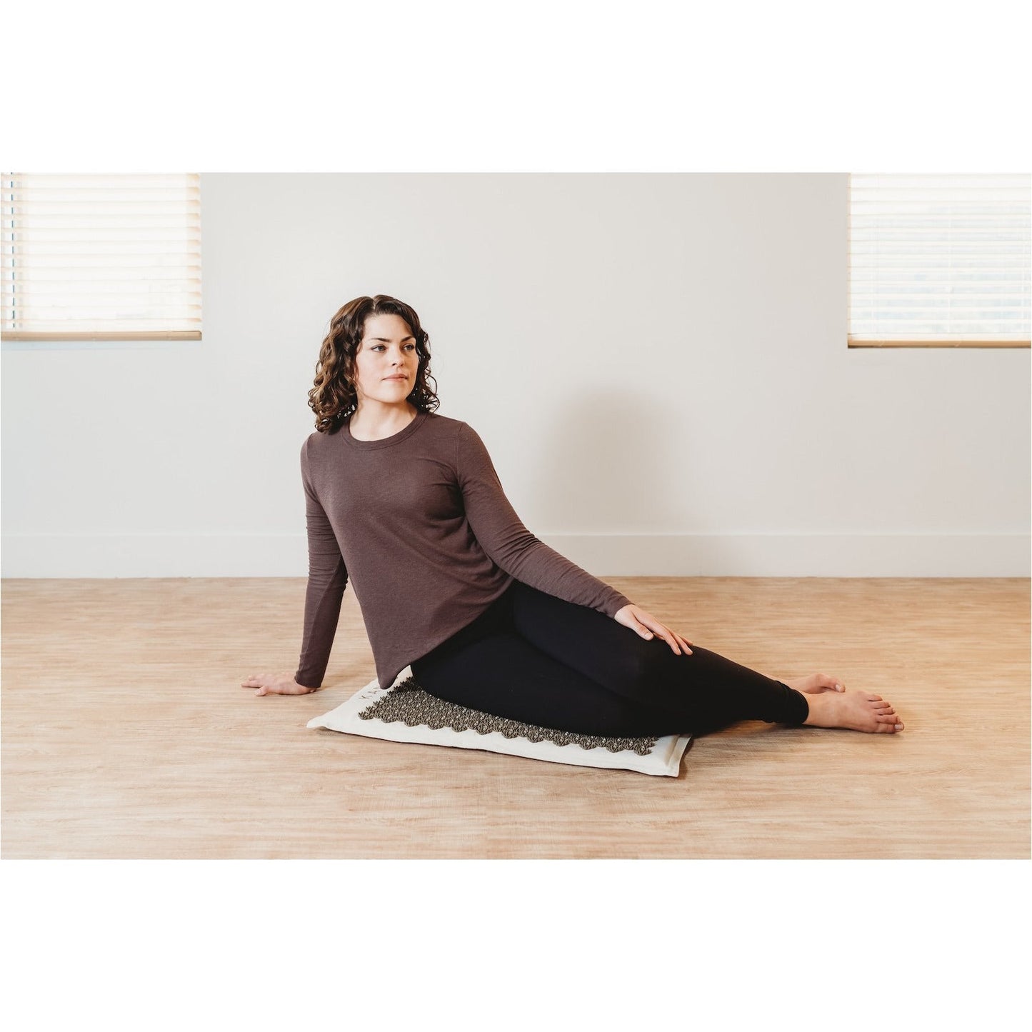 Kanjo Coconut Acupressure Mat with Carry Bag