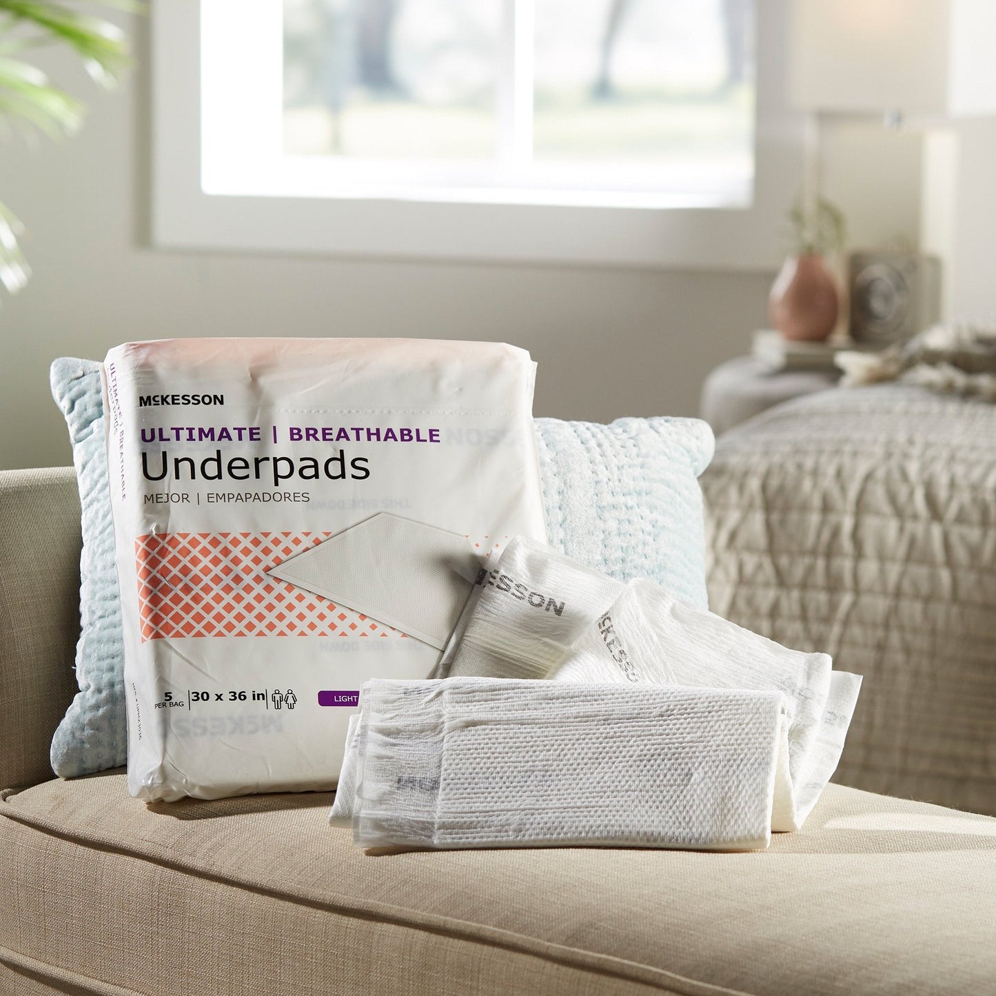 McKesson Ultimate Breathable Underpads, Maximum Protection, Heavy Absorbency, 30" x 36", White, 90 ct